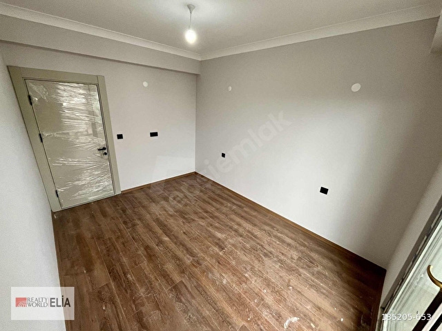 KADIKÖYDE SİTE İÇİNDE ARAKAT ÖN CEPHE SATILIK 1+1 DAİRE - Görsel 13