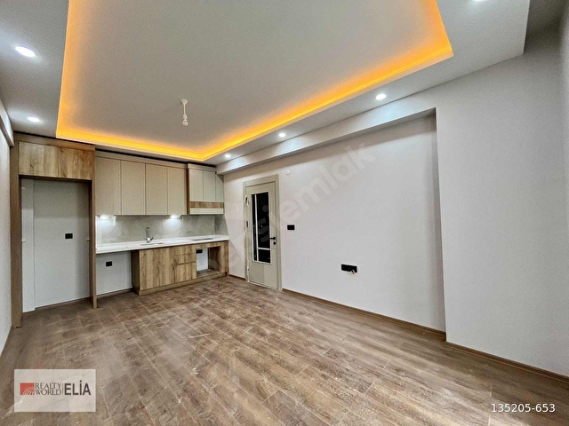 KADIKÖYDE SİTE İÇİNDE ARAKAT ÖN CEPHE SATILIK 1+1 DAİRE - Görsel 19