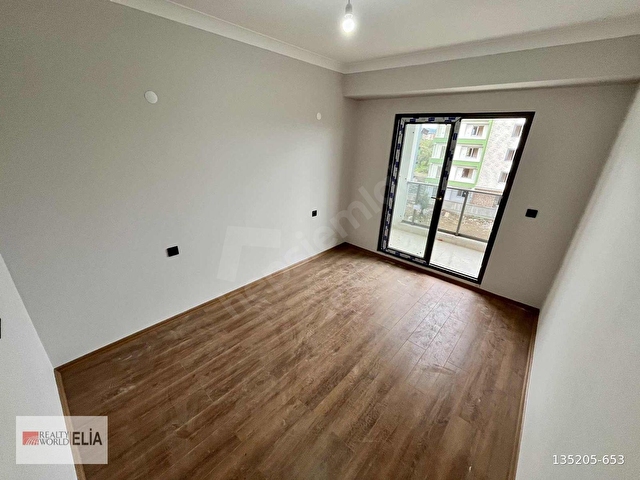 KADIKÖYDE SİTE İÇİNDE ARAKAT ÖN CEPHE SATILIK 1+1 DAİRE - Görsel 11