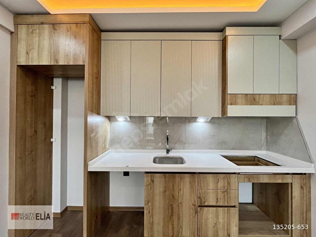 KADIKÖYDE SİTE İÇİNDE ARAKAT ÖN CEPHE SATILIK 1+1 DAİRE - Görsel 27
