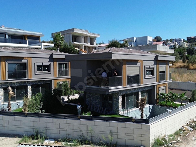 Yaylaköyde Deniz Manzaralı Özel Havuzlu Sıfır Villa - Görsel 13