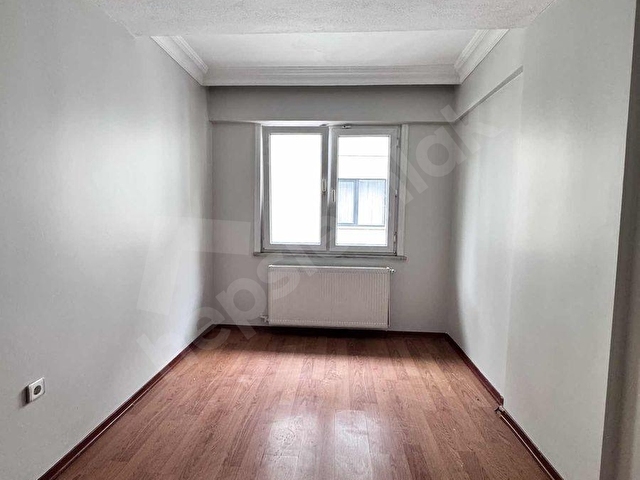 Ümraniye Çakmakta Metroya Komşu Kiralık 3+1 Ara Kat Daire - Görsel 5