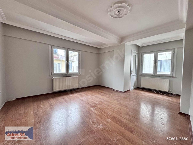 Ümraniye Çakmakta Metroya Komşu Kiralık 3+1 Ara Kat Daire