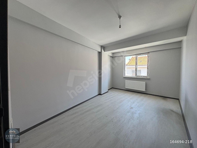 ESTROIADAN EĞİTİMCİLER CD YANI İSKANLI ARAKAT SATILIK 3+1 DAİRE - Görsel 7