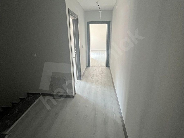 ÇEKİRGEDE PRESTİJLİ KONUMDA GENİŞ VE FERAH 4+1 SATILIK DAİRE - Görsel 8