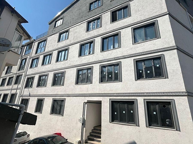 ÇEKİRGEDE PRESTİJLİ KONUMDA GENİŞ VE FERAH 4+1 SATILIK DAİRE