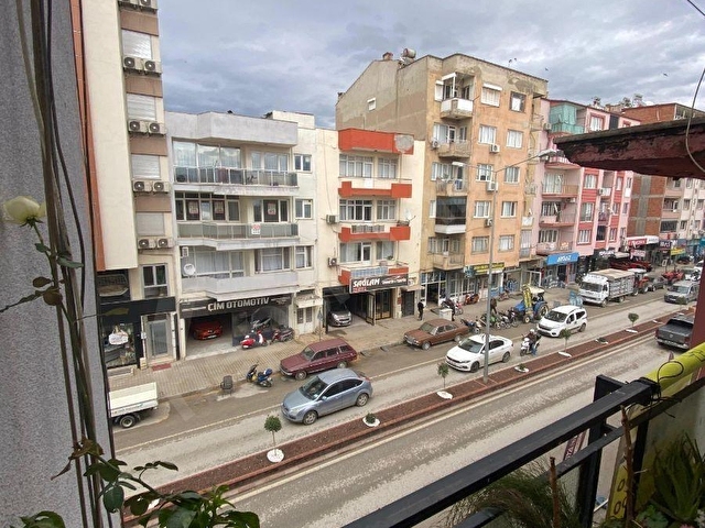 Küçük Menderesten Ödemiş Cumhuriyet mh ARAKAT Satlık Daire - Görsel 19