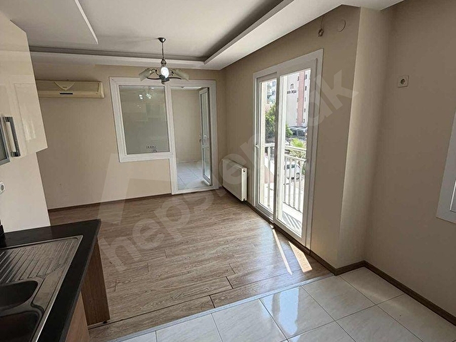PINARDA KAPALI SEMT PAZARI CİVARI 2+1 DAİRE SİTE İÇERİSİNDE - Görsel 4