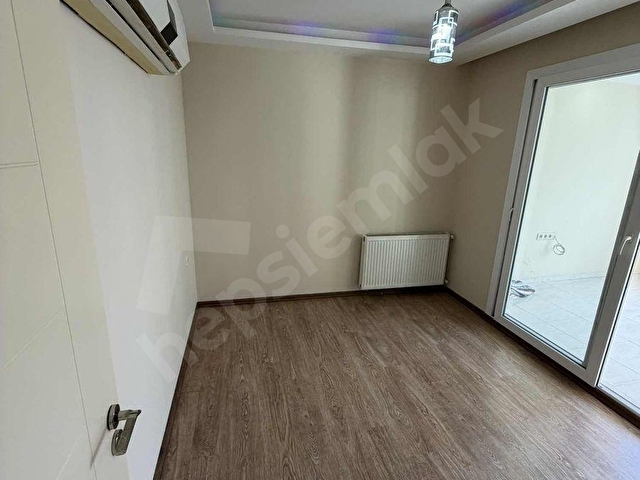 PINARDA KAPALI SEMT PAZARI CİVARI 2+1 DAİRE SİTE İÇERİSİNDE - Görsel 3