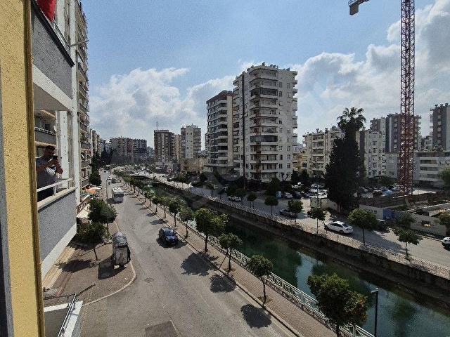 MAVİBULVAR DA BULVAR CEPHELI DÜŞÜK KATLI 3+1 KAPALI MUTFAK  DAIRE - Görsel 2