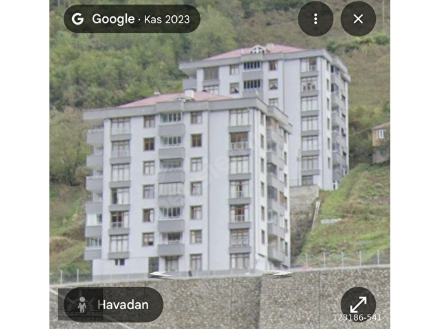 Adaplatinden Şalpazarı Merkezde 145m2 2 balkonlu 2 banyolu 4+1 - Görsel 2