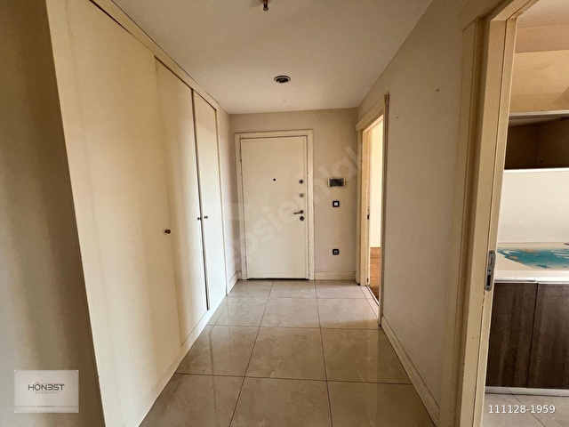 KİPTAŞ VENEZİA MEGA KİRALIK BOŞ 3+1 BALKONLU HEMEN SUNUM DAİRE - Görsel 2