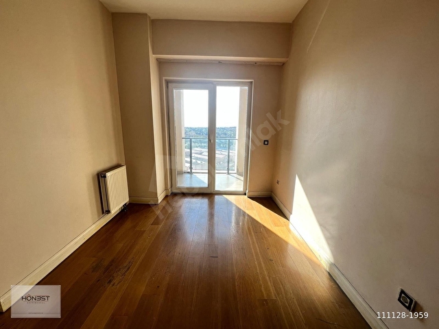 KİPTAŞ VENEZİA MEGA KİRALIK BOŞ 3+1 BALKONLU HEMEN SUNUM DAİRE - Görsel 8
