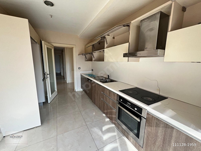 KİPTAŞ VENEZİA MEGA KİRALIK BOŞ 3+1 BALKONLU HEMEN SUNUM DAİRE - Görsel 10