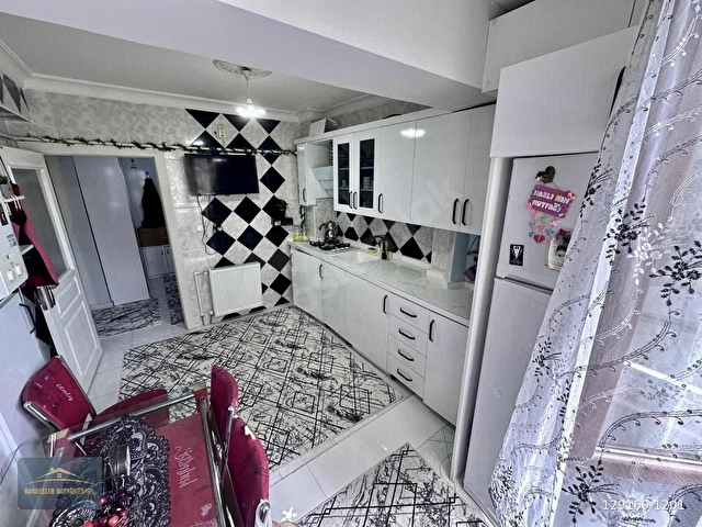 KARDEŞLERDEN 3+1 FULL YAPILI KULLANIŞLI KOTTA SATILIK - Görsel 2