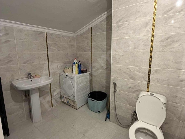 BEYLİKDÜZÜ BARIŞ MH DE SİTE DE 4+1 240 M2 ACİL SATILIK DUBLEKS - Görsel 10