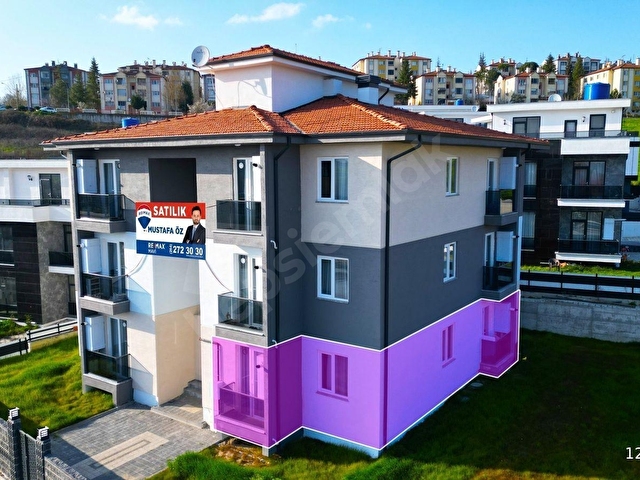 RE/MAX MOZ 2+1 65m² Eşyalı Metrobüs Valilik Adliye Y. Mesafesi