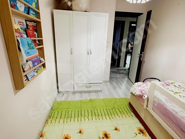 Karaali villalar bölgesinde 3+1 full eşyalı havuzlu site dairesi - Görsel 6