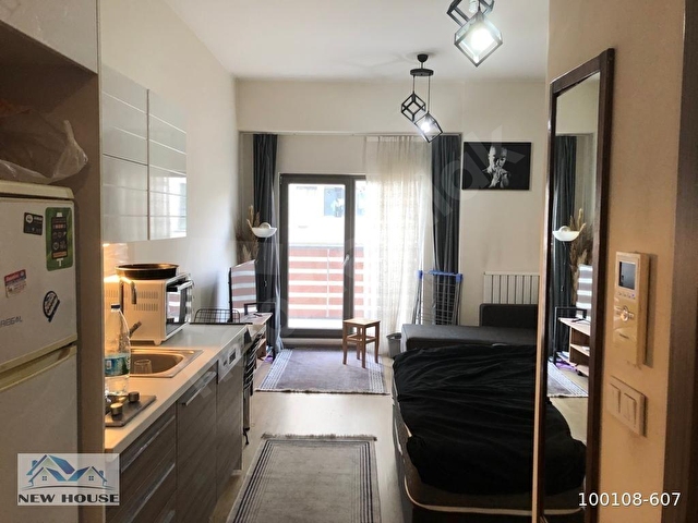SEMBOL İSTANBUL METROBÜSE YAKIN 1+0 BALKON KİRALIK EŞYALI DAİRE - Görsel 5