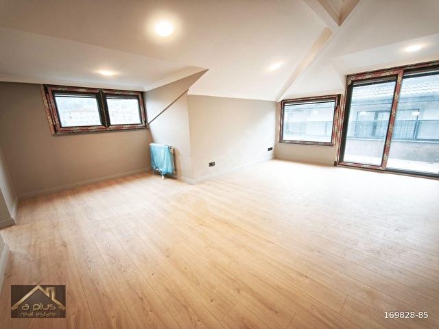 ÜSKÜDAR EKŞİOĞLU BURHANİYE KONAKLARINDA 4+1 SATILIK DAİRE - Görsel 18