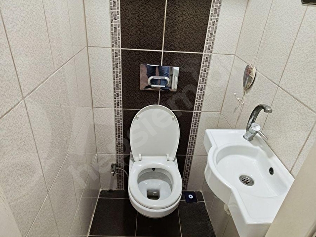 BAHÇELİEVLER ÇAMLIK CADDESİ ASANSÖRLÜ ARAKAT KİRALIK TEMİZ DAİRE - Görsel 21
