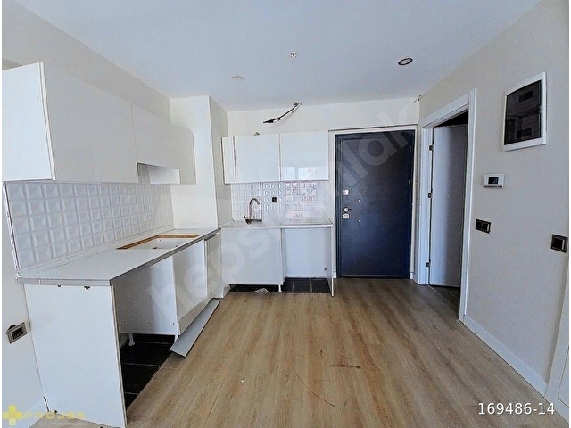 QUATTRO İstanbul Sitesinde Kiralık 1+1 Daire Ara kat Güney Cephe - Görsel 4