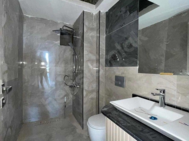 KAÇIRILMAYACAK FIRSAT! BEŞTEPEDE AÇIK CEPHE 2,5+1 SATILIK DAİRE - Görsel 15