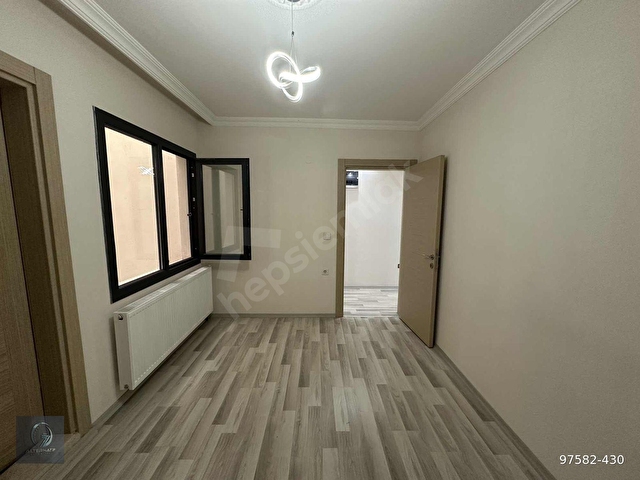 Seferihisar Çarşı merkezinde Ebeveyn Banyolu 2+1 Daire - Görsel 5