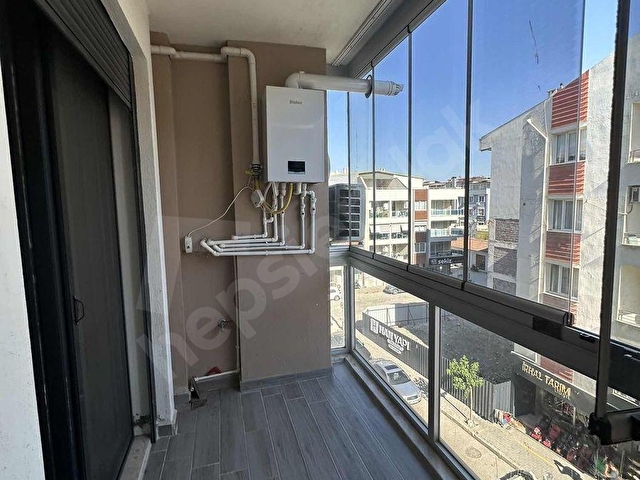 Seferihisar Çarşı merkezinde Ebeveyn Banyolu 2+1 Daire - Görsel 16
