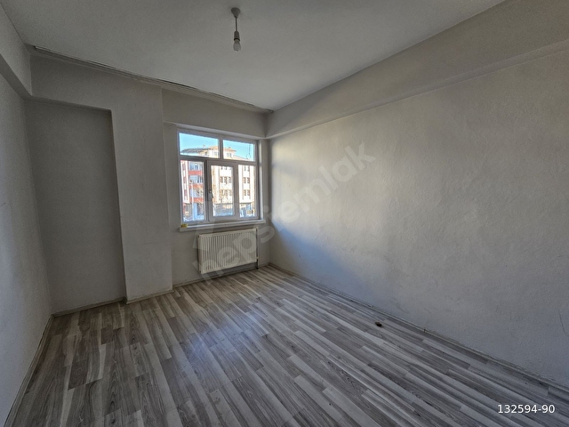 ÇATI EMLAKTAN KİRALIK DAİRE (SANAYİ MAHALLESİNDE) - Görsel 5