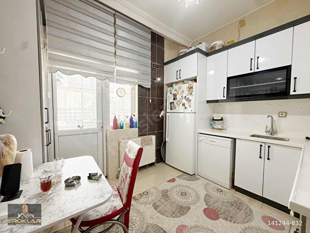 EROKLARDAN CADDE YANI GENİŞM2 E.BANYO FUL YAPILI LÜX Y.GİRİŞ 3+1 - Görsel 12