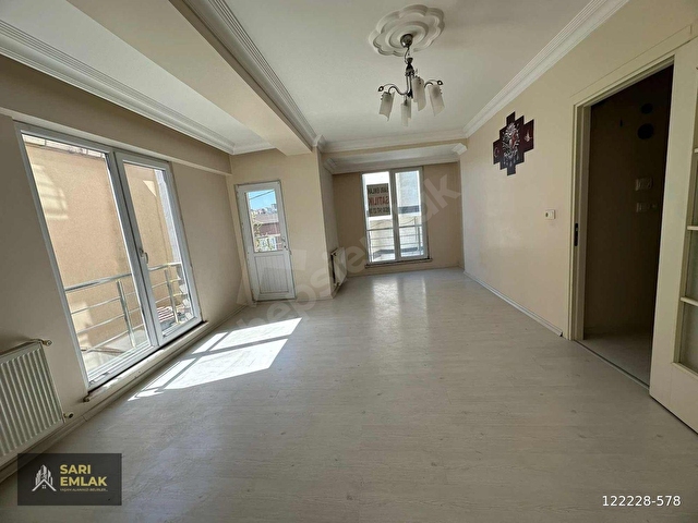 SARI EMLAK TAN GÜZELTEPEDE CADDEYE YAKIN SATILIK DAİRE