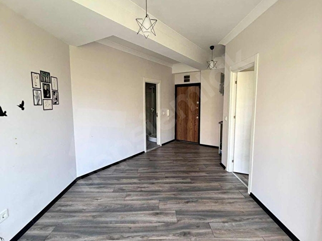 YEDİTEPE ÜNV ALT KAPISINDA MERKEZİ LOKASYONDA YATIRIMLIK 1+1 BOŞ - Görsel 9