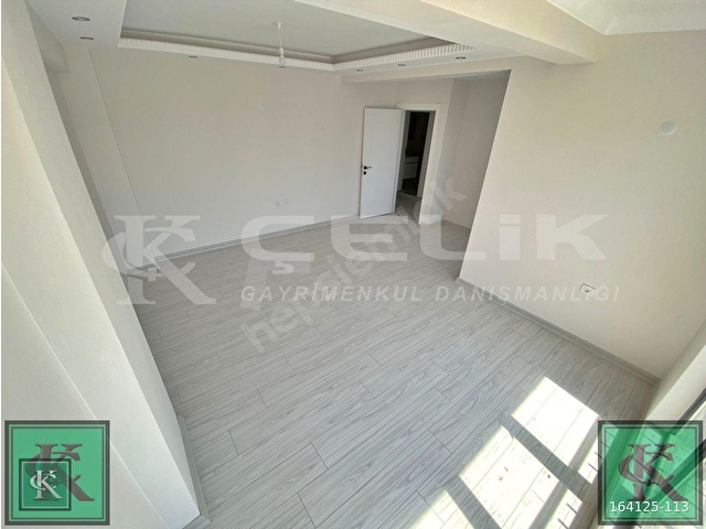 ÇELİK EMLAKTAN ÖN VE GÜNEY CEPHE 3+1 150M2 OTURUMA HAZIR DAİRE - Görsel 11