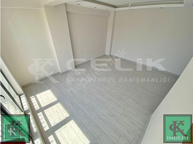 ÇELİK EMLAKTAN ÖN VE GÜNEY CEPHE 3+1 150M2 OTURUMA HAZIR DAİRE - Görsel 9