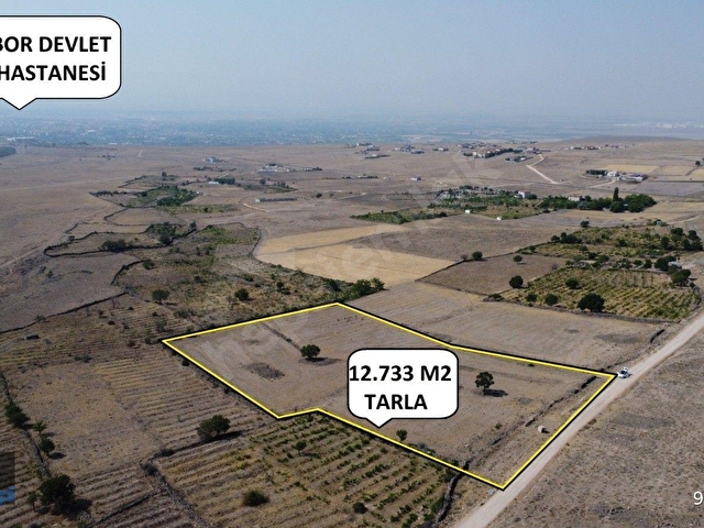 *NİĞDE-BOR_OKÇU KÖYÜNDE_KÖY MERKZ YAKIN_12.733 M2_SATILIK TARLA_