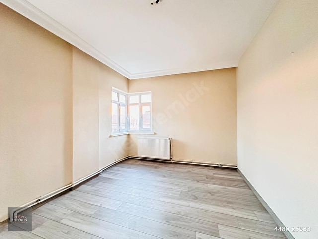 DÜZGÜN EMLAKTAN ARA KATTA G.CEPHE YAPILI TEMİZ 3+1 KİRALIK DAİRE - Görsel 15