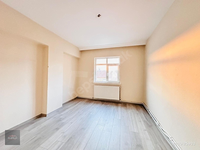 DÜZGÜN EMLAKTAN ARA KATTA G.CEPHE YAPILI TEMİZ 3+1 KİRALIK DAİRE - Görsel 12