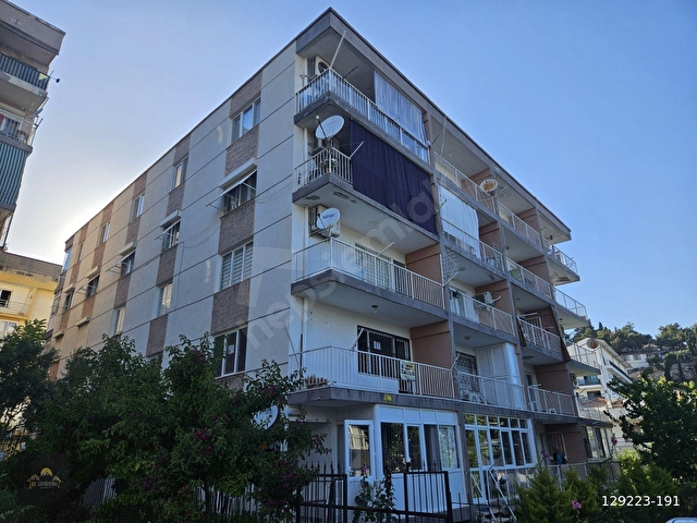 KUŞADASI MERKEZDE MANZARALI KİRALIK 3+1 DAİRE