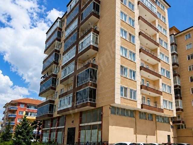 CAHI MAHALLESİ MERKEZE YAKIN LOKASYONDA OGÜN AKSOY SİTESİNDE SATILIK 3+1 GENİŞ DAİRE - Görsel 24