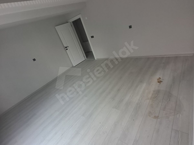 Vanimehmet mahallesi satılık 3+1 geniş daire - Görsel 11