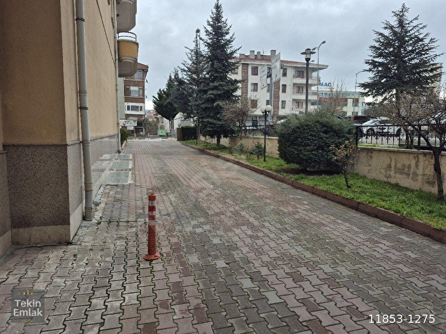 ÖVEÇLER LİZBON CADDESİ NO=44de 10.KAT 3+1 ÇİFT BANYO, 146m2, KOMBİLİ KAPALI GARAJLI YAPILI - Görsel 24