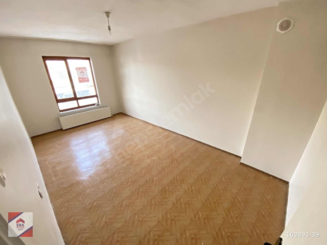 KARAPÜRÇEKDE CADDE ÜZERİ EŞSİZ LOKASYONDA 4+1 KİRALIK DAİRE - Görsel 3