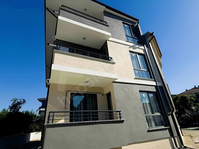 SEHİR MERKEZİNDE KİRALIK EŞYALI DAİRE