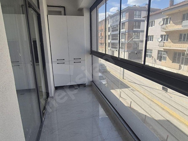 Ulusal Egemenlik Blv. Yakını Sıfır Köşebaşı Daire - Görsel 14