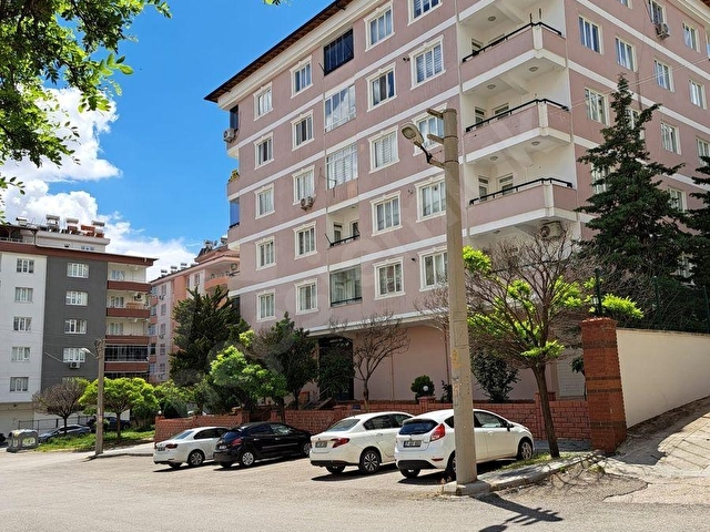 GÜVENEVLER MAH.SATILIK ÇOK BAKIMLI 3 ODA 1 SALON DAİRE - Görsel 5