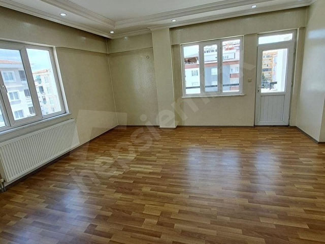 GÜVENEVLER MAH.SATILIK ÇOK BAKIMLI 3 ODA 1 SALON DAİRE - Görsel 17