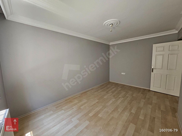 Osmangazi Altıparmakta | Caddeye Çok Yakın, Pırıl Pırıl Kiralık - Görsel 25