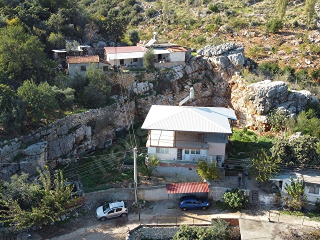 550 M2 ARSA İÇİNDE SATILIK MÜSTAKİL EV ve ARSASI - Görsel 3