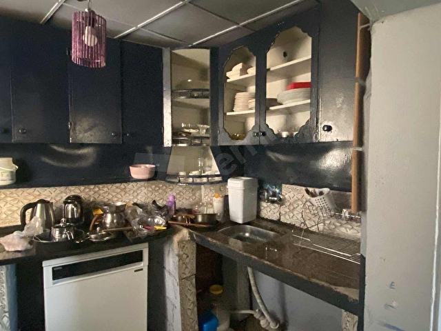 Kemalpaşa örende tek tapulu müstakil ev - Görsel 4
